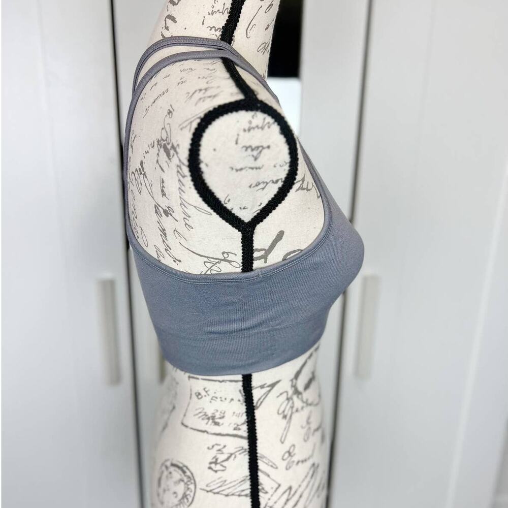 Yogalicious‎ Longline Seamless Sports Bra with Strappy Back in Gray Size Medium - Picture 5 of 8